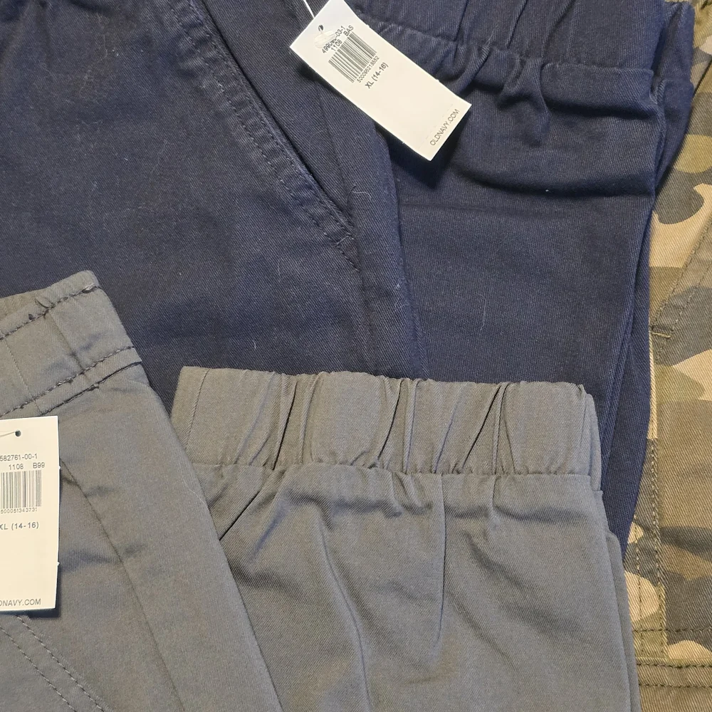The Children's Place Kids Bottoms - Navy, Gray, Camo - Picture 4 of 6